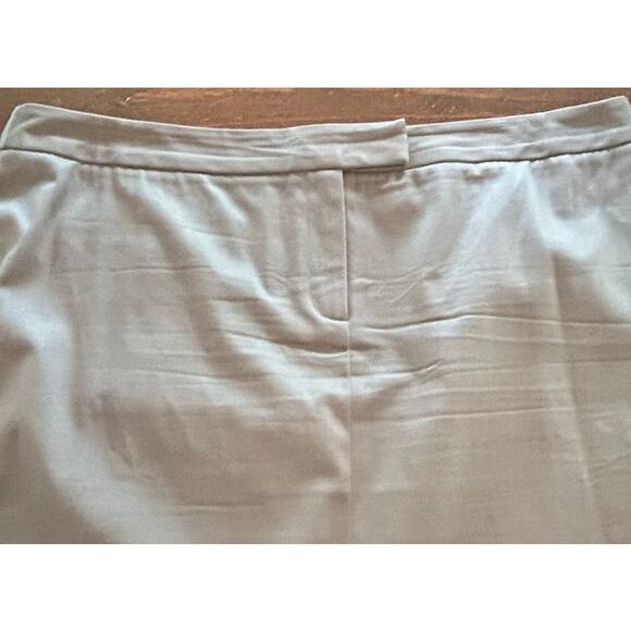 Vintage Bloomingdale's Grey Pencil Mini Skirt Button Back Pocket Lightweight - Picture 2 of 7